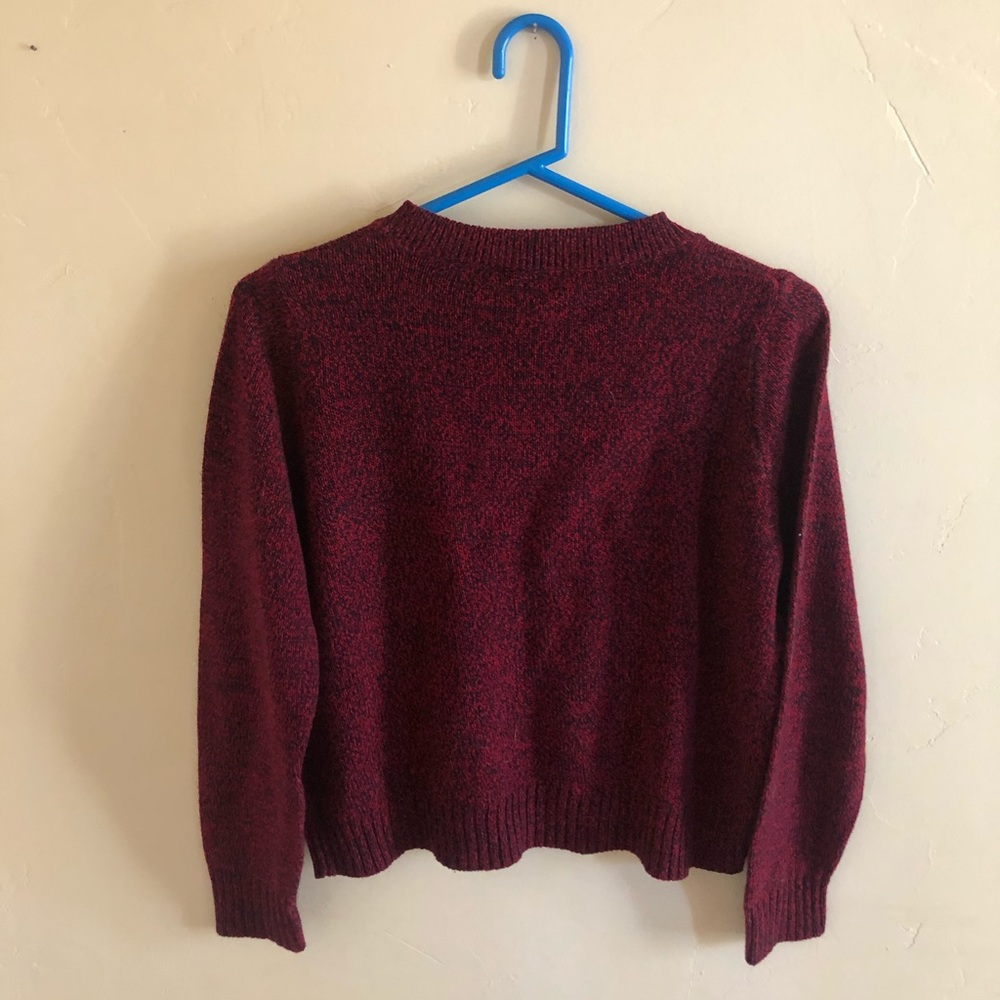 Maroon sweater. Size L. Slightly cropped. H&M - Picture 4 of 4